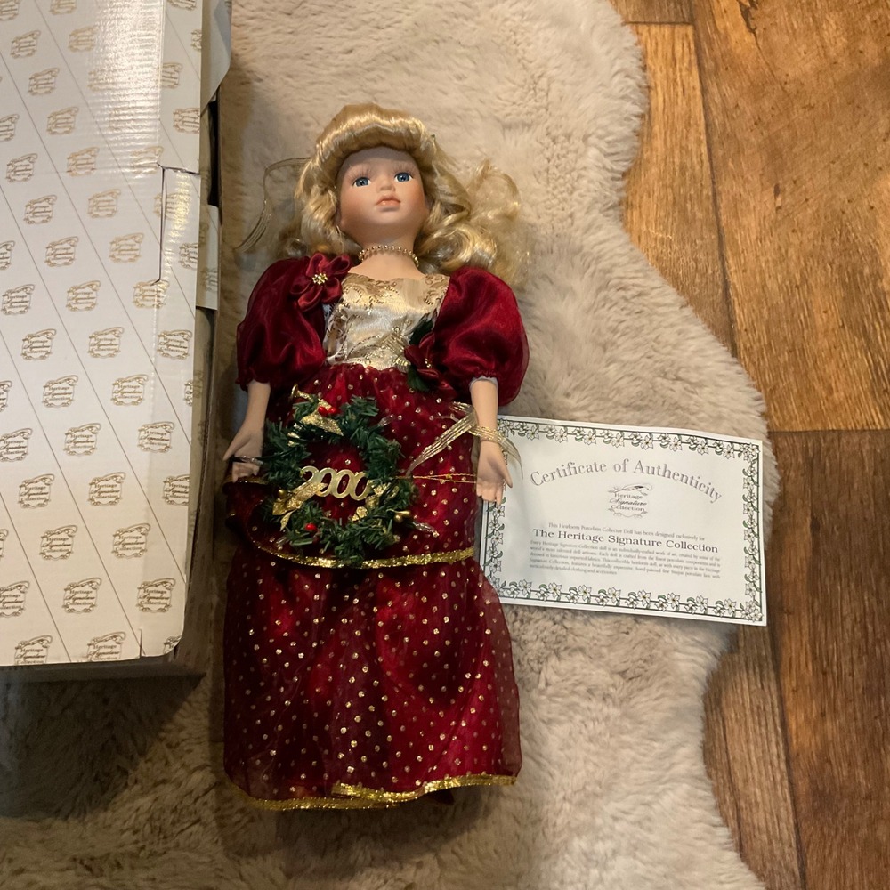 Heritage Signature Collection Holly 12284‎ Porcelain Doll With Box Certificate